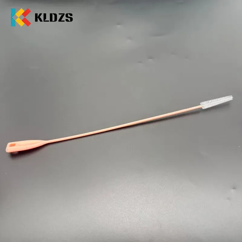 Четка за сламка за чаша вода